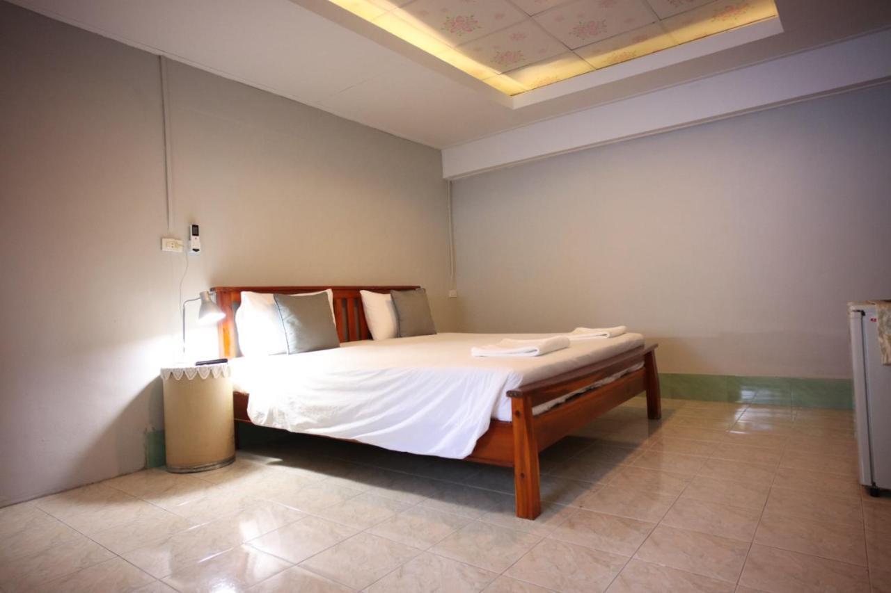 Marina Hut Guest House Ko Lanta Dış mekan fotoğraf